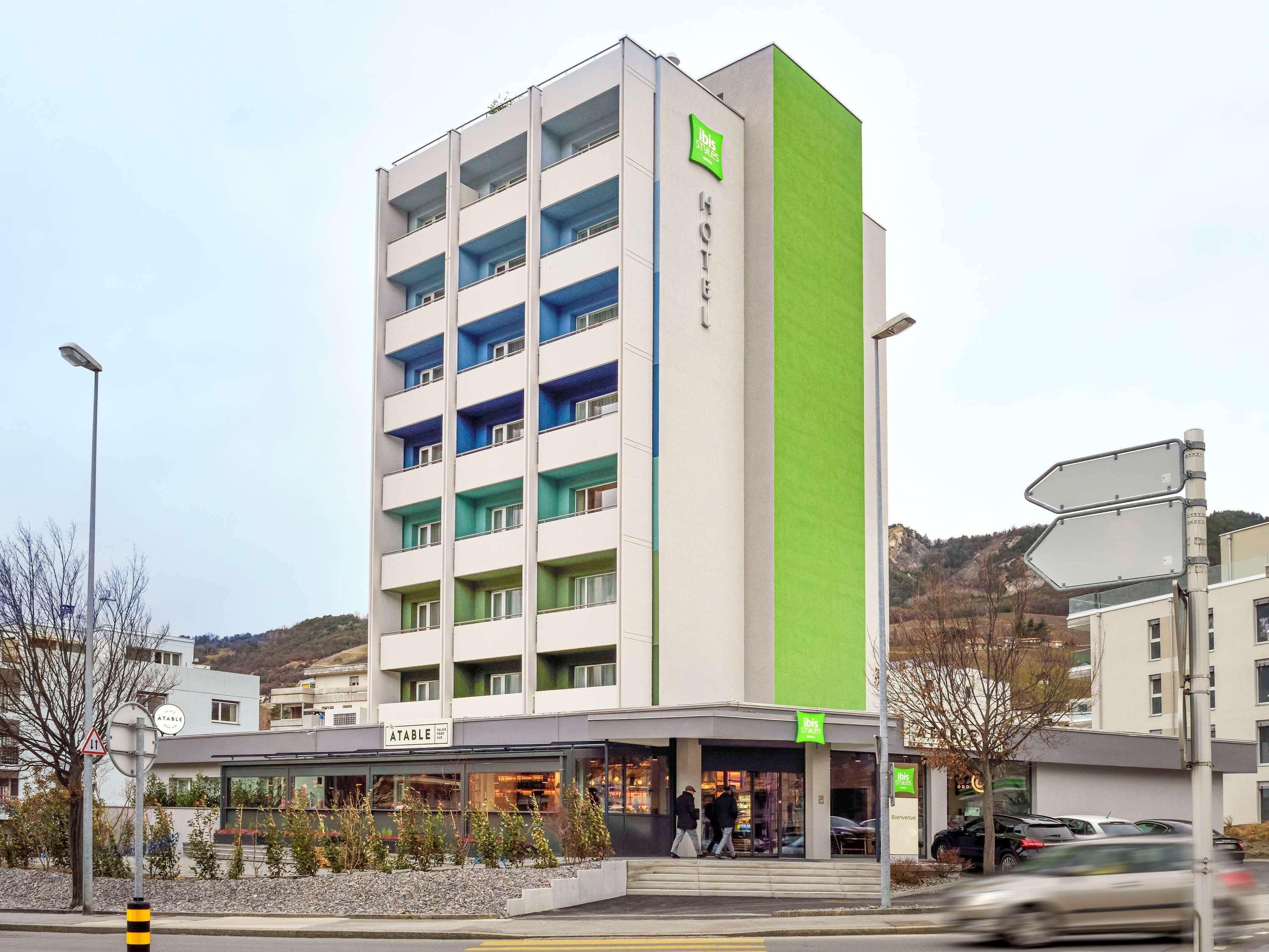 Nonanteneuf Appart Hotel Sierre - Contactless Check-In Eksteriør bilde