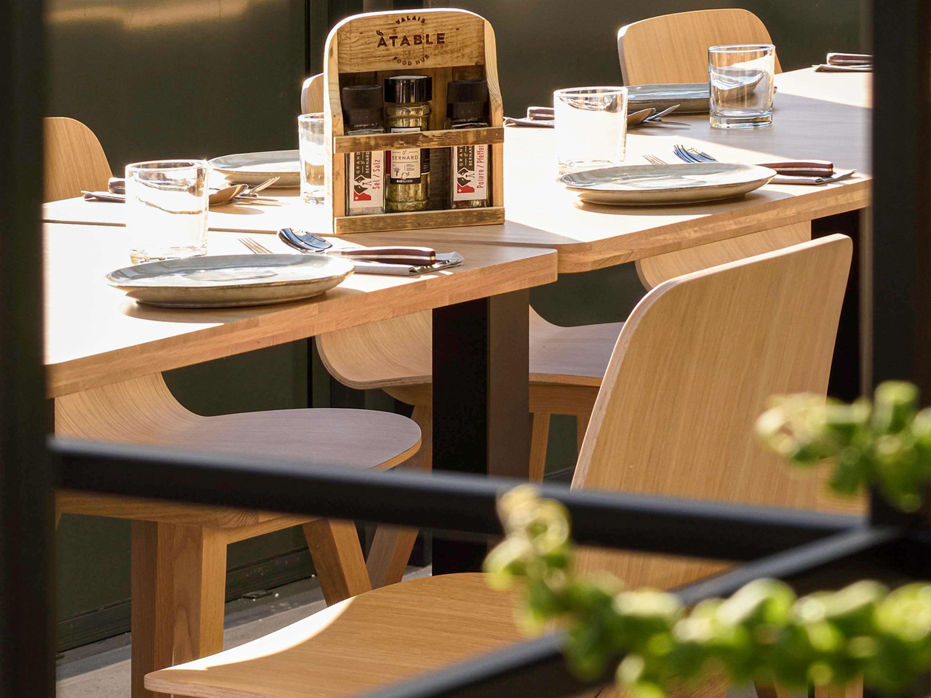 Nonanteneuf Appart Hotel Sierre - Contactless Check-In Eksteriør bilde